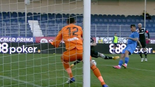 EXCLUSIV „Rupe oala de sarmale la 20 de ani! Cum să arăţi aşa ca fotbalist?!” Barasab Panduru s-a luat de un jucător din Liga I: „I-au zis şi cei de la Craiova să se potolească cu mâncarea..”