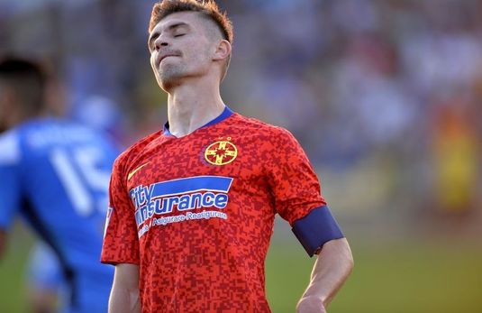 ”Căpitane, trezeşte-te, până nu e prea târziu!”. Fanii FCSB-ului îi dau deşteptarea lui Tănase