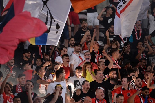 Ciprian Marica, fost jucător la Dinamo şi FCSB, îi va susţine pe ”câini” în derby: ”Trecem prin momente dificile, sper ca echipa să iasă onorabil”