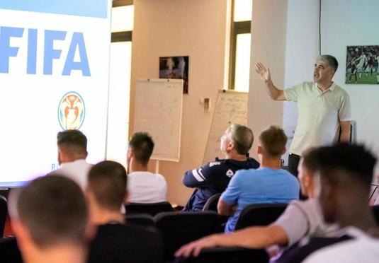 Echipelor din Superligă li se explică sistemul VAR înainte de startul sezonului! Mihai Stoica: "Vor fi controverse, pentru că suntem o ţară a controverselor"