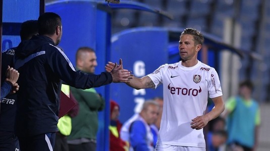 ”El decide dacă mă schimbă în minutul 5”. Reacţia surprinzătoare a lui Deac, după ce a fost ”supărat” de Dan Petrescu