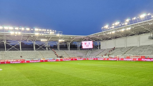 Cum arată gazonul de pe Arcul de Triumf înainte de Dinamo - Farul | FOTO