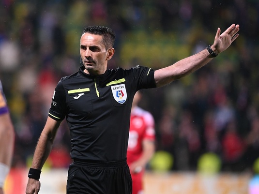 Cine arbitrează meciurile de sâmbătă din Superliga. Centralul delegat la FCSB - U Cluj