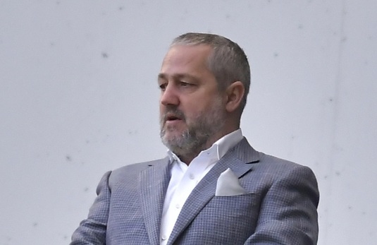 Aproape de un TUN uriaş! Ofertă de de 3.800.000 de euro pentru jucătorul lui Mihai Rotaru. Patronul Craiovei a recunoscut: ”Vă asigur”
