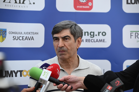 Victor Piţurcă a numit cele două echipe care se vor bate la titlul din Superliga: "Putem avea o nouă campioană"
