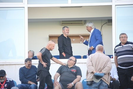 Superliga are încă un latifundiar, iar în această etapă poate fi lider în Superliga: "Câştig mult pe an şi ar trebui să mă duc toată ziua prin cluburi ca să cheltuiesc tot" | VIDEO