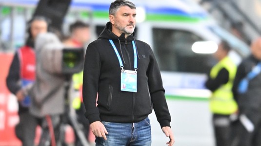 Adrian Mihalcea şi-a turnat cenuşă în cap, după ce UTA a fost spulberată de Oţelul: ”A fost vina mea!” Ce şi-a reproşat antrenorul arădenilor