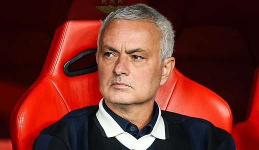 Aproape de un TUN uriaş. Jose Mourinho a sunat şi s-a interesat de ”perla” de la FCSB: ”Cea mai concretă discuţie”