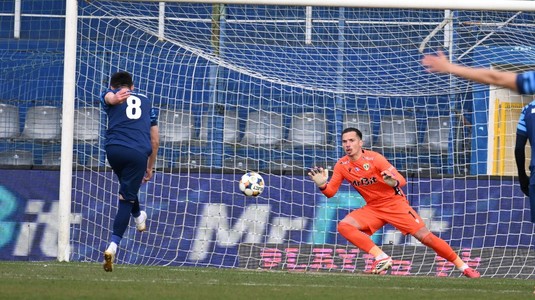 VIDEO | Metaloglobus - Petrolul 1-0 ”Mitraliera” Bratu are trei meciuri fără înfrângere. ”Lupii” tremură, Metaloglobus speră