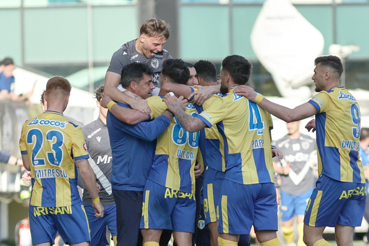 VIDEO | Petrolul - Csikszereda 2-0. Topal a revenit cu victorie la Ploieşti. Se încinge lupta din zona locurilor de baraj