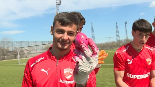 VIDEO | Dinamoviştii au respectat tradiţia, înainte de meciul cu CFR Cluj! Străinii au fost fascinaţi: “Mi se pare diferit”