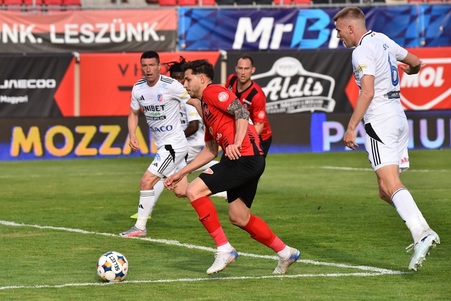 VIDEO | Csikszereda - FC Botoşani 2-0, în play-out-ul Superligii. Ceara şi Eppel au rezolvat meciul, însă echipa lui Croitoru va juca barajul cu FCSB