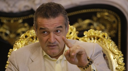 Lovitură uriaşă pregătită de FCSB. Becali se luptă cu granzii Europei pentru "afacerea vieţii": "În toată istoria n-a mai existat aşa ceva"