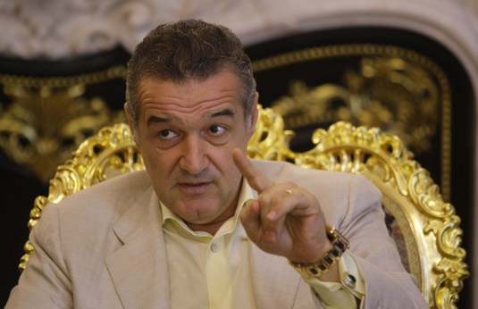 Atacantul pe care Gigi Becali are toate motivele să-l regrete! De când a plecat de la FCSB a revenit în echipa naţională şi a marcat 123 de goluri 