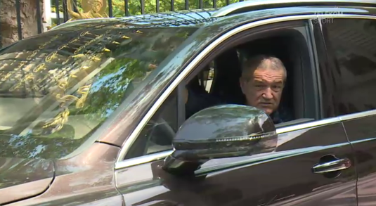 VIDEO | Gigi Becali şi-a luat o nouă maşină de lux. A costat mai mult decât ultimul transfer făcut de FCSB 