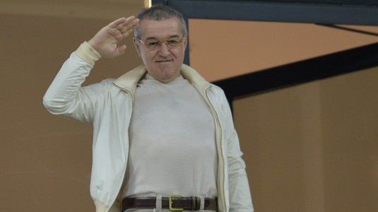 FCSB poate da cea mai mare lovitură din istoria Ligii I. Becali negociază cu un antrenor uriaş din fotbalul mondial. Le-a antrenat pe Juventus, Porto şi Roma