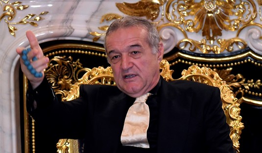 FCSB şi CFR Cluj, duel pe piaţa transferurilor! Gigi Becali încearcă să-i dea o lovitură decisivă lui Dan Petrescu: fotbalistul a recunoscut negocierile