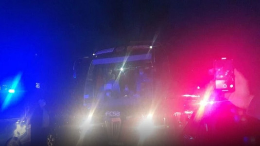 Fanii FCSB, mesaje ironice pentru Dinamo înaintea derby-ului! Ultraşii s-au strâns din nou la baza din Berceni