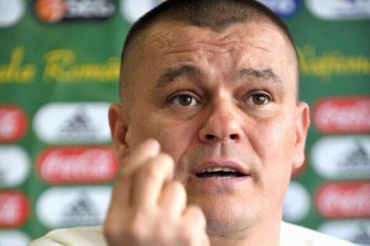 Mihai Stoica, făcut praf de Mustaţă. Suporterii vor demisia lui MM: "Să se ducă să joace tenis! De asta nu mai joacă Vukusic? Să fim serioşi!"