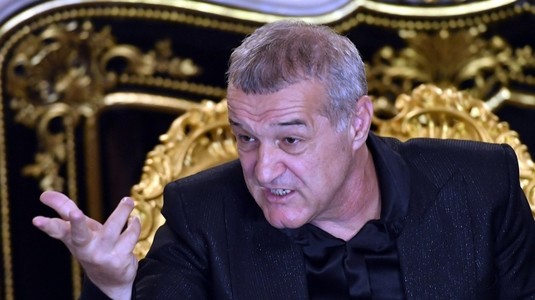 Becali s-a enervat pe capitanul FCSB din meciul cu Craiova! "A zis ca a început ploaia şi nu mai joacă! Care este situaţia fotbalistului