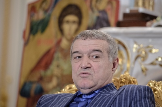 Răsturnare de situaţie! FCSB l-a transferat pe fotbalistul care l-a refuzat pe Gigi Becali iniţial: "E adevărat. Ne-am înţeles"