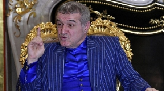 Becali a dezvăluit ultimele detalii despre situaţia lui Vlad! ”Mi-a zis că are o ofertă de afară şi că mi-o pune pe masă!”Ce se va întâmpla cu portarul FCSB-ului