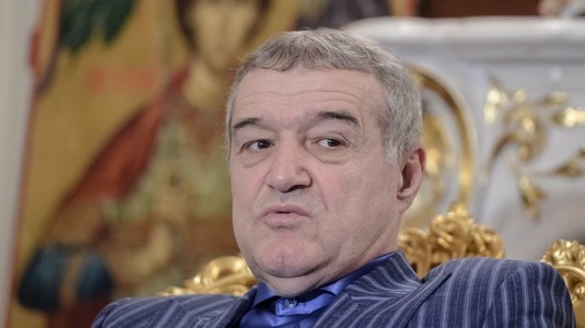 Basarab Panduru a ironizat ultimul transfer făcut de FCSB. "Gigi Becali cred că şi-a amintit că a dat gol. Omul nu mai e nimic de mult timp"