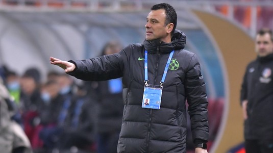 Reacţia categorică a lui Toni Petrea la adresa fanilor care i-au cerut demisia: "Mie? Nici nu mai contează". Ce jucător de la FCSB a lăudat antrenorul