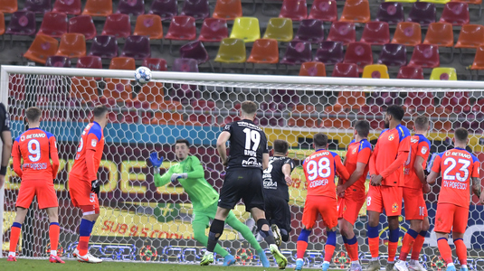 VIDEO | FCSB - Chindia 3-2. Elevii lui Petrea au tremurat, dar ţin aproape de CFR. Revenire spectaculoasă în repriza a doua