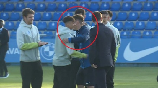 Panduru l-a trimis la Farul pe un fotbalist al FCSB, când l-a văzut înaintea meciului la inspecţia gazonului: "A luat-o în jos rău de tot" | VIDEO
