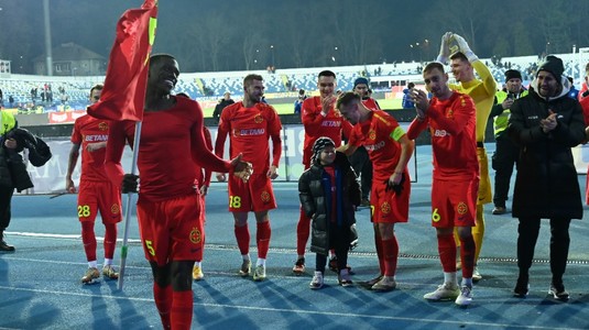 Primul transfer din 2024 făcut de FCSB! Două cluburi din Superliga se bat pentru semnătura jucătorului