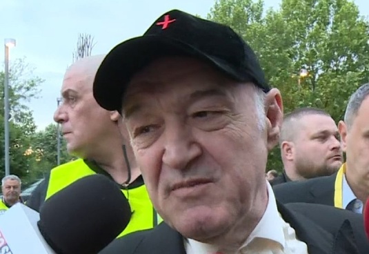 Gigi Becali îşi mută interesul pentru transferuri. După Africa de Sud, patronul FCSB vrea jucători dintr-un alt colţ al lumii pentru Liga Campionilor
