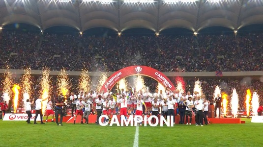 FCSB a primit trofeul de campioană a României! Sărbătoare memorabilă pe Arena Naţională. Mihai Stoica a întreţinut atmosfera petrecerii | VIDEO