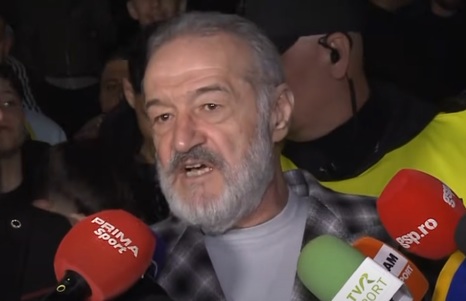 Gigi Becali a anunţat primul jucător out de la FCSB: ”N-ai ce să faci cu el. E ceva cu păcănele”