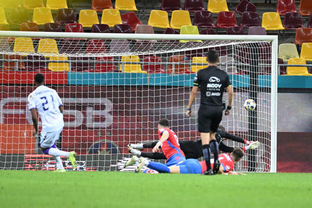 VIDEO | FCSB - FC Argeş 0-2. Se îngroaşă gluma! Campioana, la 14 puncte de Craiova. Roş-albaştrii au trei înfrângeri pe teren propriu