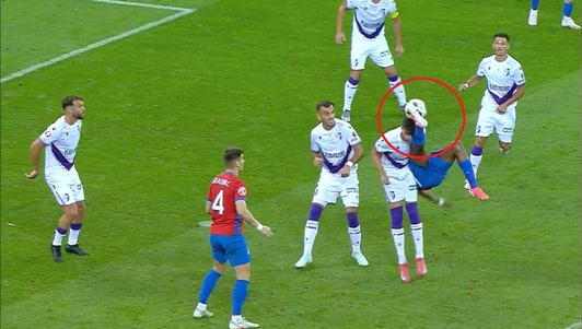 Primul verdict după faza controversată din FCSB - FC Argeş: "Nu ai voie să faci asta!"