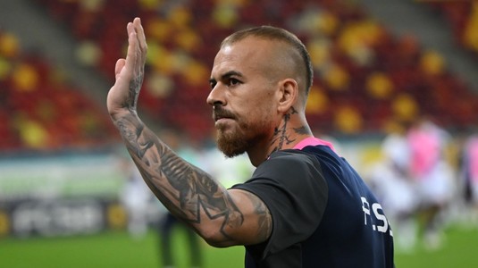 Schimbat la pauză în meciul din Cupă, Denis Alibec a reacţionat: ”Nu mai contează”