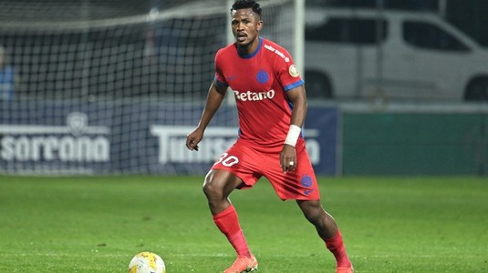 Siyabonga Ngezana, luat la ţintă pentru gafele făcute la FCSB: "E oboseală! A făcut excese şi nu-l mai ţin picioarele" | EXCLUSIV