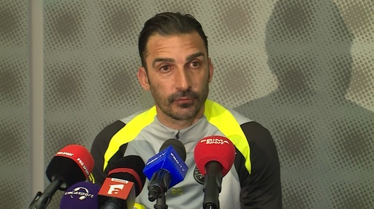 Veşti bune pentru FCSB! Charalambous a "bătut în lemn" când a dezvăluit situaţia fotbalistului său: "Mai bine decât ne-am aşteptat"
