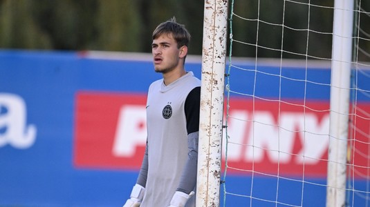 "A avut o creştere foarte mare". Portarul ales de Gigi Becali, lăudat şi de Târnovanu: "Avem în curte un diamant"