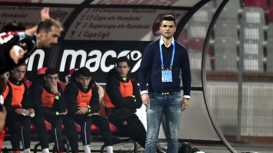 Bratu, încântat de jocul băieţilor săi: "Sunt fericit când echipa se exprimă bine". De ce a presimţit Hanca faptul că va marca