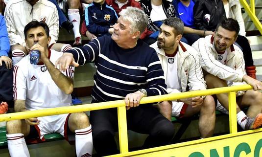 Unii în tribună, alţii pe băncile tehnice! Dinamo '90, echipa care a reuşit o semifinală de Cupa Cupelor, se reuneşte la Voluntari