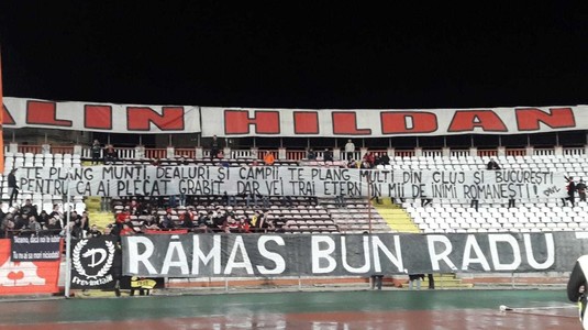 FOTO | Gest superb al Peluzei Cătălin Hîldan. Banner afişat în memoria unui suporter al lui U Cluj care a decedat