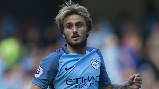 BREAKING NEWS Dinamo a dat marea lovitură! Negocierile cu Manchester City s-au încheiat, iar Aleix Garcia a semnat