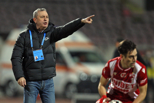 ”Lăsaţi-mă cu Bizonul! A avut perioada lui!” Mircea Rednic a dezvăluit ce transferuri ar dori la Dinamo