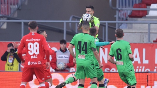 Antrenorul care s-ar fi oferit să antreneze Dinamo dacă nu era sub contract la revelaţia Ligii 1: "Aş accepta să merg"