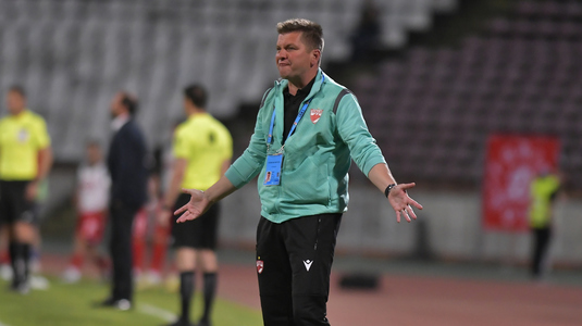 "Catastrofă!". Duşan Uhrin anunţă probleme financiare la Dinamo înainte de baraj: "Avem o mulţime"