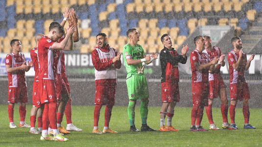 Mihai Eşanu şi încă cinci colegi îşi doresc să continue alături de Dinamo în Liga 2: ”O situaţie deosebită”