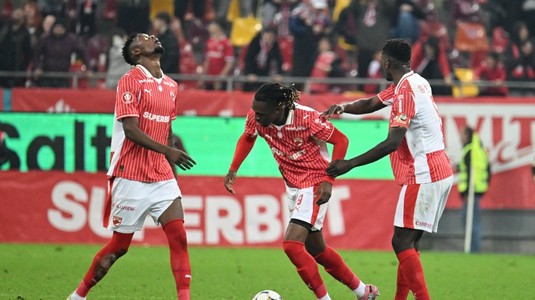 NEWS ALERT | Dinamovistul s-a "rupt" la încălzire înaintea meciului cu Farul. Decizia luată de Zeljko Kopic