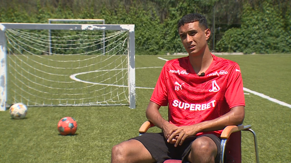 Puţini ştiau! Oliver Hintsa are un naş legendar şi o poveste specială cu Dinamo: "Îmi scrie după fiecare meci" | VIDEO
